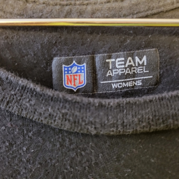 Woman's T-Shirt- New Orleans Saints - Picture 2 of 4